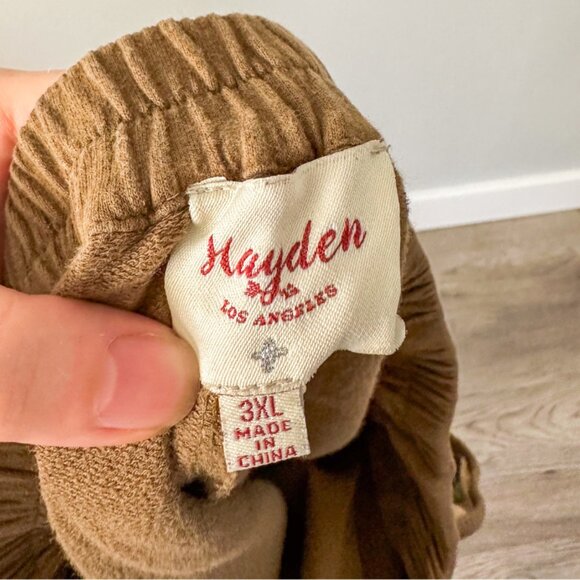 Hayden Boho Lounge Shorts - Picture 2 of 5